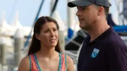 Evie (Gemma Forsyth) bittet ihren Vater Doug (Steve Harman), nicht mehr zur Insel Mako hinauszufahren.