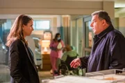 Bridget Moynahan (Erin Reagan-Boyle), Steven Schirripa (Anthony Abetamarco).