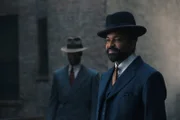 Dr. Valentin Narcisse (Jeffrey Wright, r)
