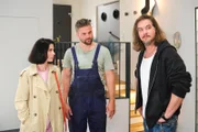 Sina (Valea Scalabrino) und Bambi (Ben Heinrich, M.) verbünden sich mit David (Diego Seyfarth), um gemeinsam Rolf aufzuspüren.