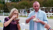 Morgan und Hunter waren schon in der High-School ein Paar, haben geheiratet und wollen nun mit Sohn und Tochter ihre Heimat Greenville in North Carolina verlassen, um nach Emerald Isle an der Crystal Coast zu ziehen. Auf der schönen Insel, die im Sommer bei Urlaubern sehr beliebt ist, suchen sie nach einem Eigenheim mit vier Schlafzimmern in Strandnähe. Ihre Kids haben andere Prioritäten: Sie wünschen sich einen Skatepark und eine Wasserrutsche im Garten.