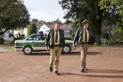 Hubert (Christian Tramitz, links) und Staller (Helmfried von Lüttichau, rechts)