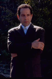 Wieder einmal wird Adrian Monks (Tony Shalhoub) Hilfe bei der Aufklärung eines Verbrechens gebraucht.