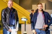 v.li: Stefan Jürgens (Carl Ribarski), Michael Steinocher (Simon Steininger).