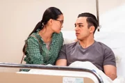 Lien (Nui Nguyen) und Leon (Joel Akgün) wird klar, dass Lien ohne ihren Freund nach Peru reisen muss.