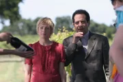 L-R: Natalie (Traylor Howard) und Monk (Tony Shalhoub)