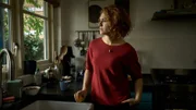 Emma (Hanna van Vliet) muss die schlechten Nachrichten, die sie von ihrer Ärztin bekommen hat, erst einmal verarbeiten.
