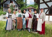 SRF bi de Lüt Landfrauenküche - Monika Bernhard, Schönbühl BE Folge 1 Gruppenbild der Protagonistinnen: Monika Bernhard, Janine Fischer, Heidi Hofstetter, Nicole Reusser, Ruth Breitenmoser, Verena Chervet, Tanja Bisacca