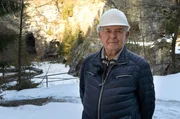 Der ehrenamtliche Naturschützer Siegfried Biedermann in der Bruchsohle vom Kalkwerk Lengefeld
