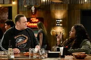 Kevin Gable (Kevin James), Yvette (Loni Love)