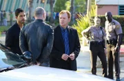Eric Delko (Adam Rodriguez, l.); Lt. Horatio Caine (David Caruso, r.)