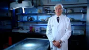Fall "Frau erschlagen": Prof. Dr. Hansjürgen Bratzke, Institut für Forensische Medizin, Frankfurt a. M. erläutert sein Vorgehen.