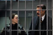 Rachel Witten (Lauren Patten, l.); Frank Reagan (Tom Selleck, r.)
