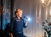Amanda Rollins (Kelli Giddish)    +++