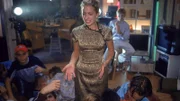 Claudia (Nora Binder) soll auf Alex' Bruder Basti und seine Partygäste aufpassen, während Alex in ihrem Zimmer in Ruhe lesen will. Der Abend endet im Chaos...