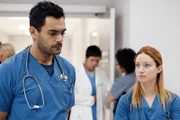 l-r: Bashir Hamed (Hamza Haq), Magalie Leblanc (Laurence Leboeuf)