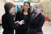 (v.l.n.r.) Gill Murray (Amelia Bullmore); Rachel Bailey (Suranne Jones); Janet Scott (Lesley Sharp)