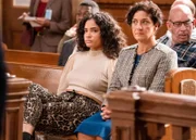 Jasmine Cruz (l. Annelise Cepero) und Meryl Smith (r. Anthoula Katsimatides)