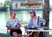 (v.li.): Roland Düringer (Joschi Täubler), Herbert Fux (Sebesta).