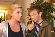 Agnes trifft Jürgen bei Kerima Moda in geheimer Mission an.
