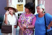 (v.li.): Ellen Umlauf (Frau Kaiser), Brigitte Swoboda (Frau Koziber), Marianne Mendt (Gitti Schimek).