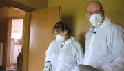 Die Nachlasspfleger Britta und Randolf Pietz verschaffen sich als erstes einen groben Überblick über die Situation.