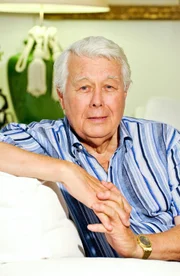 Peter Weck.