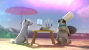 Mike träumt von einem perfekten Dinner mit seiner Angebeteten und Nachbarshündin Stella (l.).