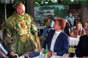 (v.li.): Roland Düringer (Joschi Täubler), Alfons Haider (Vysloczil).