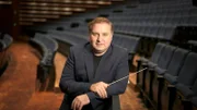 Das Deutsche Filmorchester unter der Leitung von Christian Köhler sorgt nicht nur verlässlich für die Begleitung der Gastsängerinnen und Gastsänger. Es ist vielmehr über all die Jahre selbst die besondere Attraktion der Elblandfestspiele in Wittenberge. - Christian Köhler