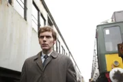 Endeavour Morse (Shaun Evans) ist überzeugt, dass Evelyn Balfour nach Vorlage einer Oper ermordet wurde. Doch niemand glaubt ihm - zunächst.