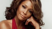 Drogen, Comeback-Versuche und die fatale Ehe mit Bobby Brown: So sehr ihre Karriere einst strahlte, so dunkel waren die letzten Jahre in Whitney Houstons Lebens.