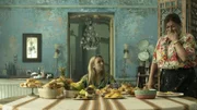 Villanelle (Jodie Comer), Benita (Anna-Maria Everett)