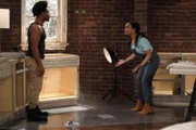 Carter (Julian Gant, l.); Randi (Kyla Pratt, r.)