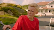 Theo (Herman Nysaether Grinde) will unbedingt den Job als Slushie-Verkäufer, aber die Konkurrenz ist hart.