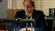 Staatsanwalt Ben Stone (Michael Moriarty) versucht Richter Thayer wegen Erpressung zu verurteilen.