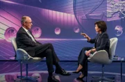Zu Gast bei Sandra Maischberger (re.): Friedrich Merz (CDU, Bundeskanzler und Parteivorsitzender).