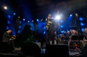 Die hr-Bigband mit Jason Moran (Piano).