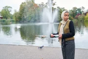 Eine flüchtige Begegnung im Park wirbelt alles durcheinander – Amina (Anjana Vasan) ist verwirrt: Hat sie sich etwa verliebt?