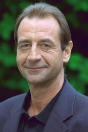 Dietrich Siegl (Christian Meeler).