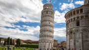 Leaning Tower of Pisa en Piazza del Miraccoli .Pisa is a city in Tuscany, Central Italy,