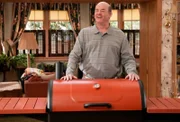 Bill Lewis (David Koechner)