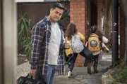 Jake (Robbie Magasiva)