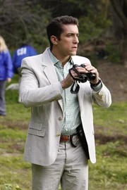 Ryan Wolfe (Jonathan Togo)