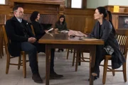 Bei den Ermittlungen in einem neuen Fall: Holmes (Jonny Lee Miller, l.) und Watson (Lucy Liu, r.) ...