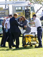 Lt. Horatio Caine (David Caruso, l.); Natalia Boa Vista (Eva La Rue, r.)