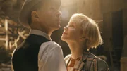 Arthur Grünberg (Alexander Scheer) und Ilsa Schnabel (Valery Tscheplanowa)