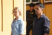 Juliet Higgins (Perdita Weeks) und Thomas Magnum (Jay Hernandez)
