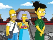 Selma (M.) entschließt sich, ein Kind zu adoptieren. Und da dies am einfachsten in China sein soll, fliegt sie mit der gesamten Familie Simpson nach Peking.