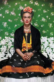 Mit ihren Wurzeln in der mexikanischen Kultur, ihren politischen Überzeugungen und ihrem Kampf gegen gesellschaftliche Normen wurde Frida Kahlo zur Heldin des Feminismus.